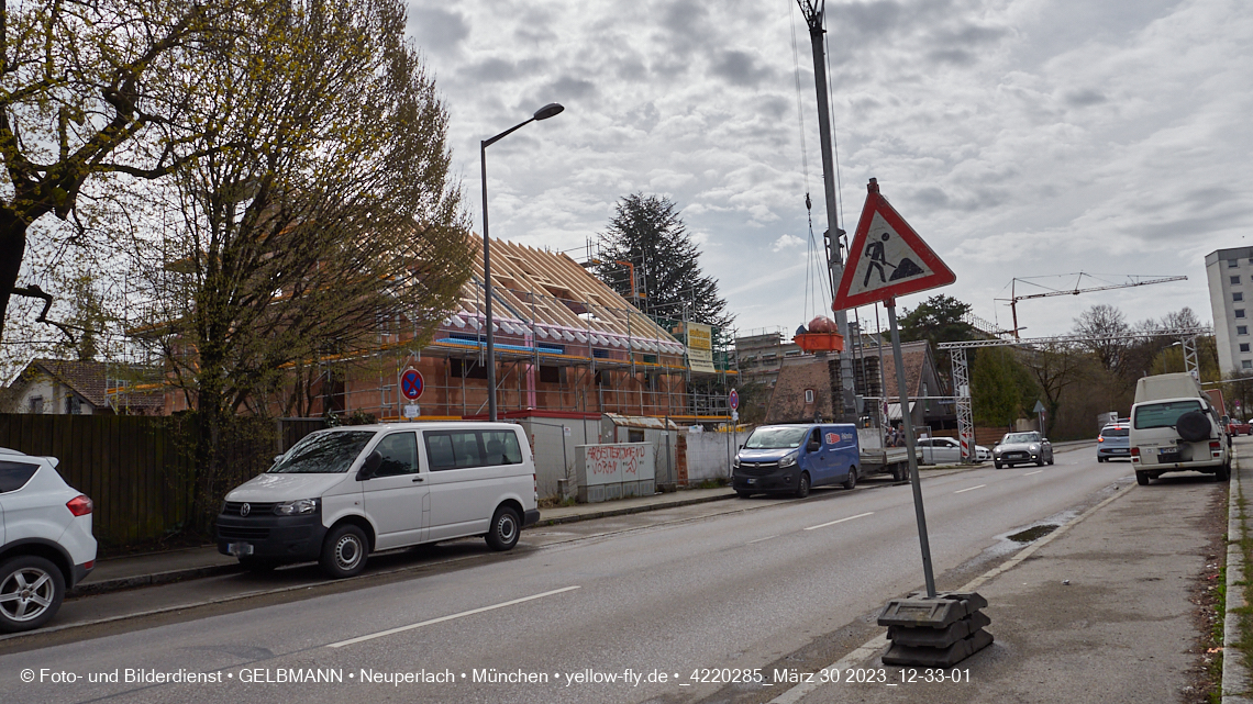31.03.2023 - Baustelle zu einem Mehrfamilienhaus in der Niederalmstraße 16